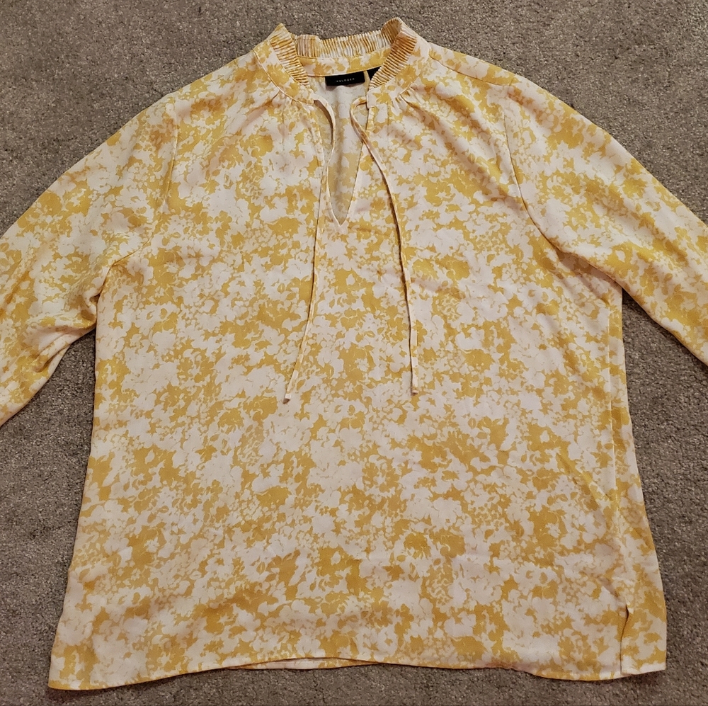 Halogen Yellow Floral Pleated Tie Neck Blouse 1x